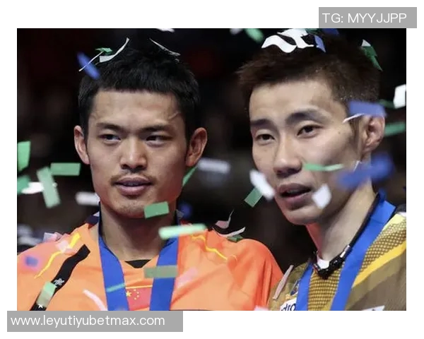 哈兰德分享与家人温馨合照感慨兄弟情深老大陪伴温暖心灵